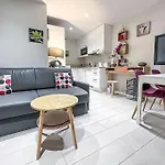 Montmartre Apartments Feutrier